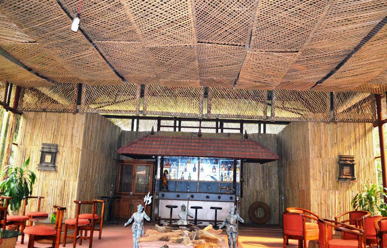 Chitwan Paradise Hotel Sauraha Zewnętrze zdjęcie